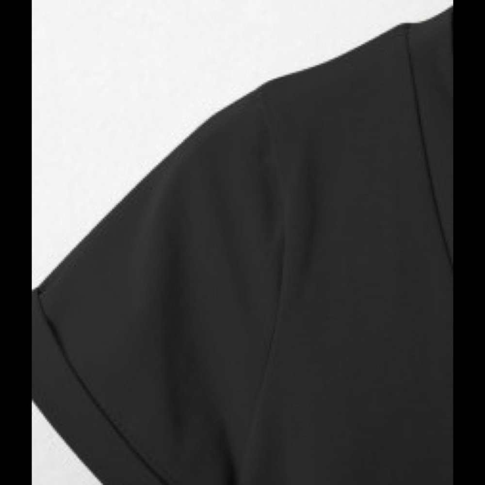 💋The Vneck Tee Bodysuit - Picture 5 of 5